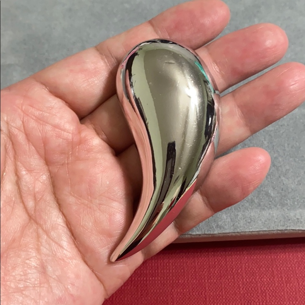 🖤GIVENCHY💕VTG silver drop brooch - Picture 2 of 13